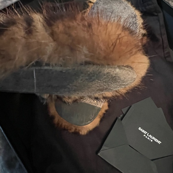 AUTHENTIC SAINT LAURENT Leopard Mink Sandals - Picture 11 of 16